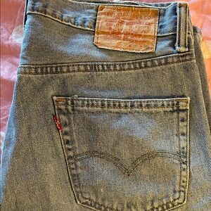 Levi's Men's Light Blue Straight-Leg Jeans with Red Tab